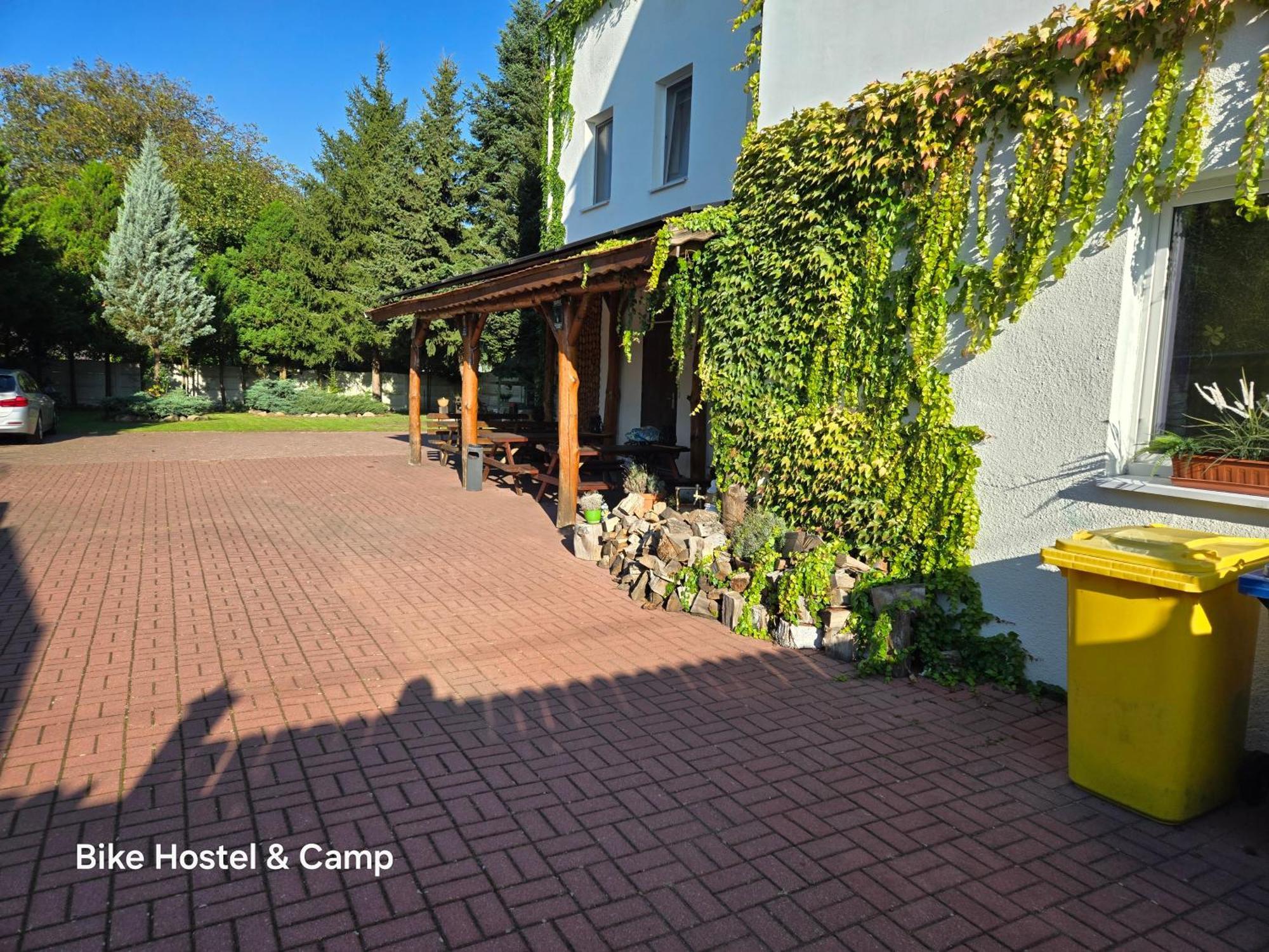 Przewóz Bike Hostel&Camp מראה חיצוני תמונה